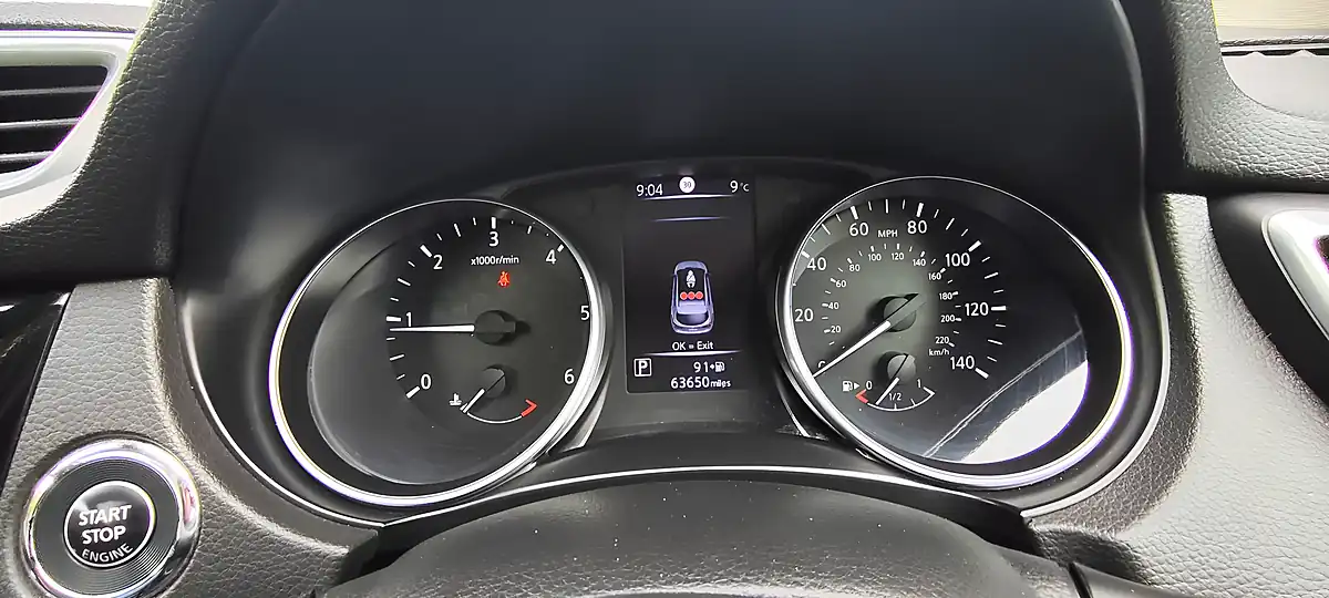 Used 2018 Nissan Qashqai N-Connecta White - Interior and Exterior details 13
