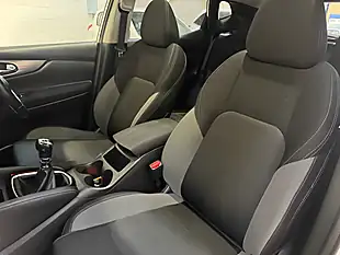 Used 2018 Nissan Qashqai N-Connecta White - Interior and Exterior details 10