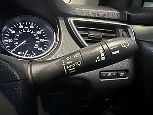 Used 2018 Nissan Qashqai N-Connecta White - Interior and Exterior details 19