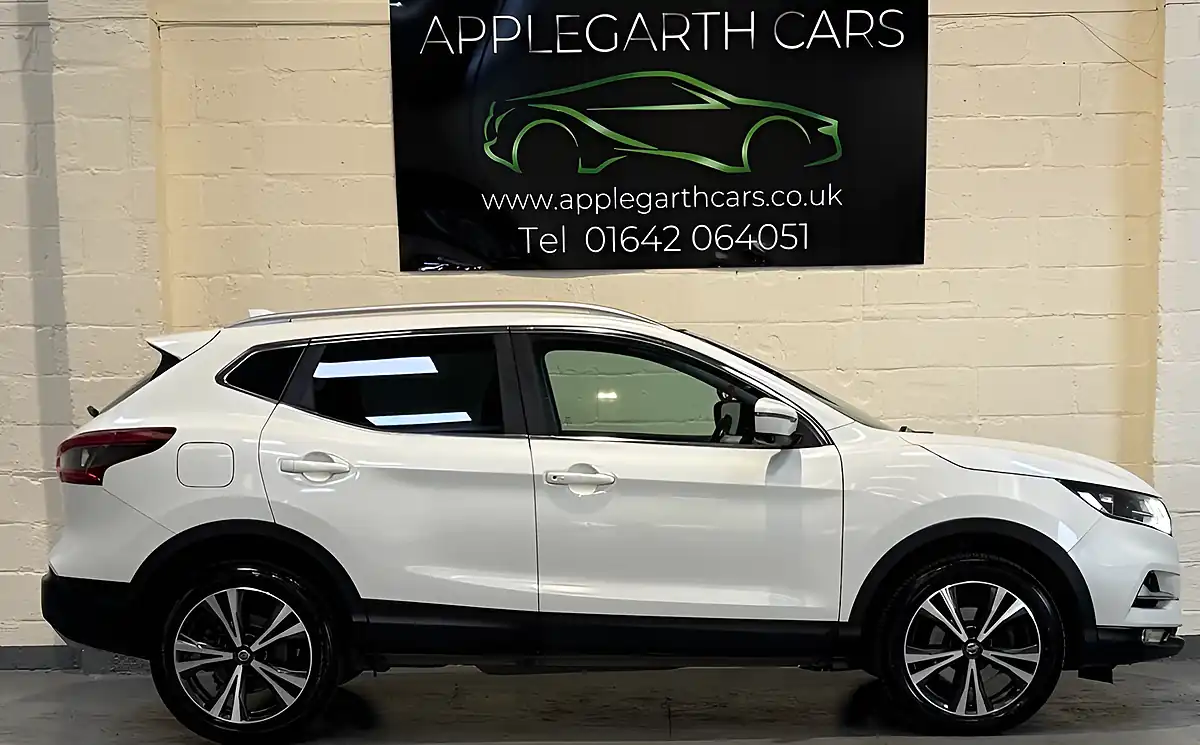 Used 2018 Nissan Qashqai N-Connecta White - Interior and Exterior details 2