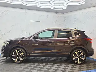 Used 2018 Nissan Qashqai Tekna Black - Interior and Exterior details 10