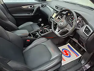 Used 2018 Nissan Qashqai Tekna Black - Interior and Exterior details 17