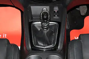 Used 2018 Nissan Qashqai Tekna Black - Interior and Exterior details 16
