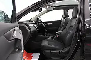 Used 2018 Nissan Qashqai Tekna Black - Interior and Exterior details 18