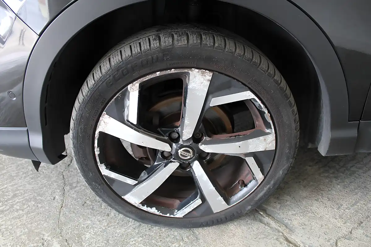 Used 2018 Nissan Qashqai Tekna Black - Interior and Exterior details 20
