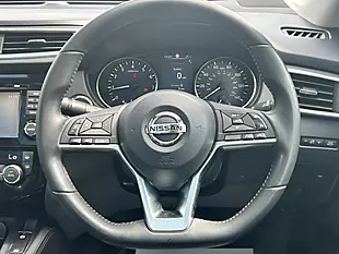Used 2018 Nissan Qashqai Tekna Black - Interior and Exterior details 15