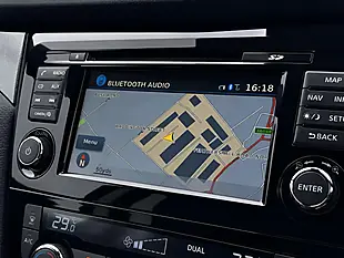 Used 2018 Nissan Qashqai Tekna Black - Interior and Exterior details 16