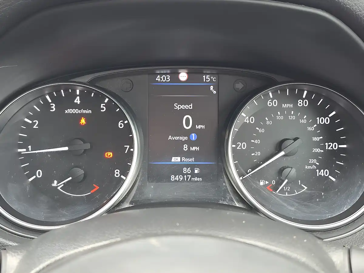 Used 2018 Nissan Qashqai Tekna Black - Interior and Exterior details 10