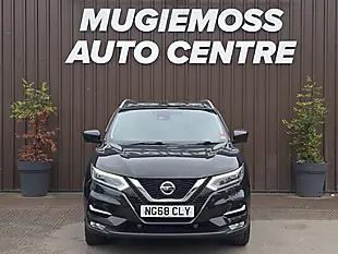 Used 2018 Nissan Qashqai Tekna Black - Interior and Exterior details 3