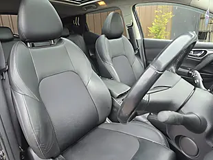 Used 2018 Nissan Qashqai Tekna Black - Interior and Exterior details 6