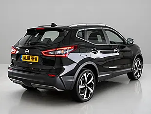 Used 2018 Nissan Qashqai Tekna Black - Interior and Exterior details 4