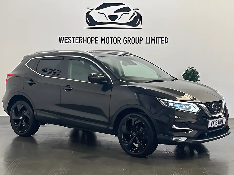 Used 2018 Nissan Qashqai Tekna Black - Interior and Exterior details 10