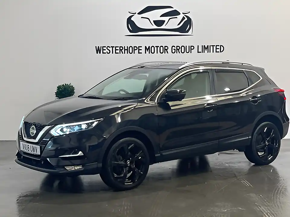 Used 2018 Nissan Qashqai Tekna Black - Interior and Exterior details 13