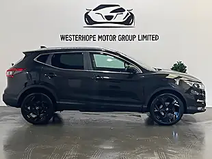 Used 2018 Nissan Qashqai Tekna Black - Interior and Exterior details 19