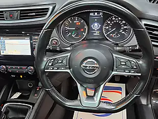 Used 2018 Nissan Qashqai Tekna Black - Interior and Exterior details 11
