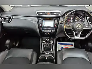 Used 2018 Nissan Qashqai Tekna Black - Interior and Exterior details 12