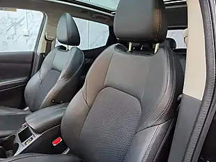 Used 2018 Nissan Qashqai Tekna Black - Interior and Exterior details 15