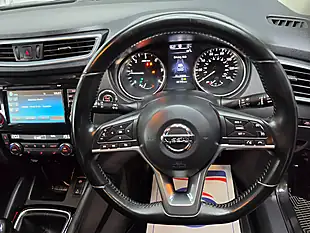 Used 2018 Nissan Qashqai Tekna Black - Interior and Exterior details 11