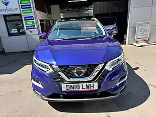 Used 2018 Nissan Qashqai Tekna Blue - Interior and Exterior details 2