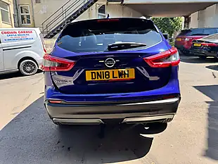Used 2018 Nissan Qashqai Tekna Blue - Interior and Exterior details 5