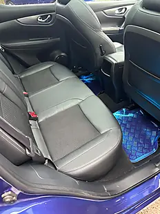 Used 2018 Nissan Qashqai Tekna Blue - Interior and Exterior details 19
