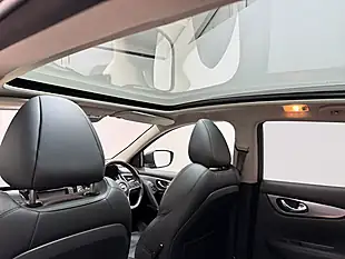 Used 2018 Nissan Qashqai Tekna Blue - Interior and Exterior details 5
