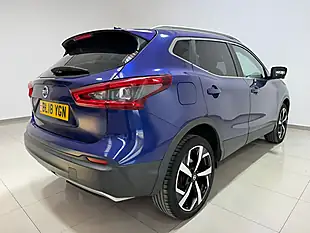 Used 2018 Nissan Qashqai Tekna Blue - Interior and Exterior details 9