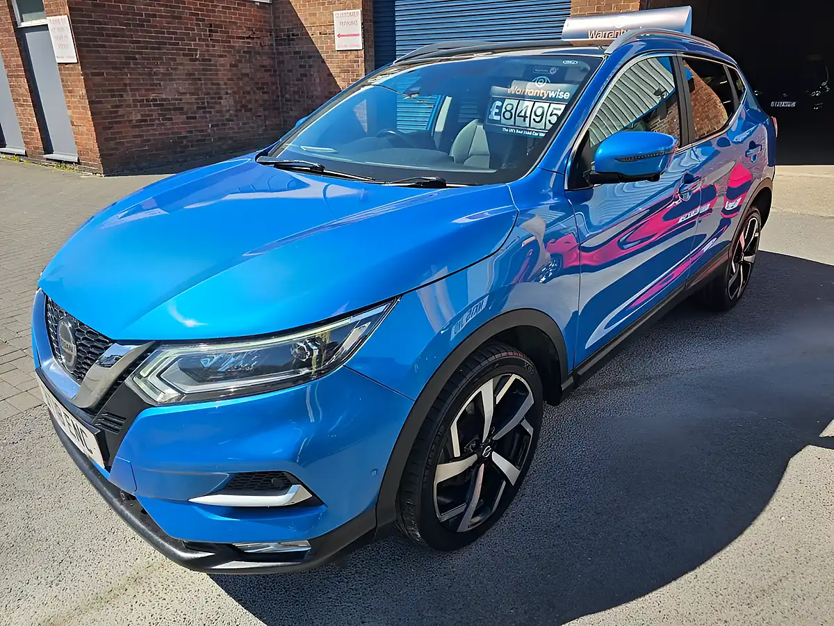 Used 2018 Nissan Qashqai Tekna Blue - Interior and Exterior details 2
