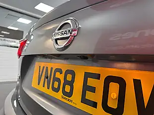 Used 2018 Nissan Qashqai Tekna Grey - Interior and Exterior details 12