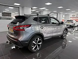 Used 2018 Nissan Qashqai Tekna Grey - Interior and Exterior details 2
