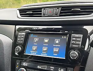 Used 2018 Nissan Qashqai Tekna Grey - Interior and Exterior details 15