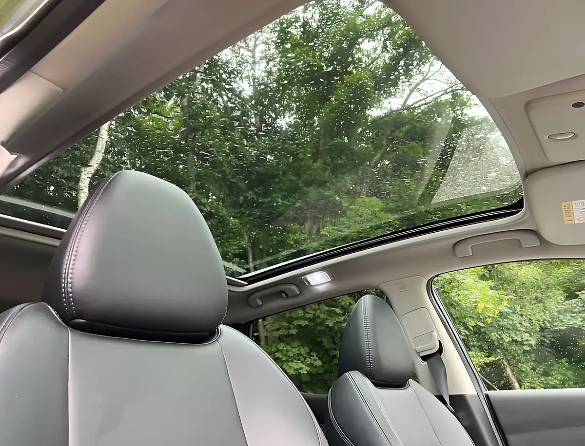 Used 2018 Nissan Qashqai Tekna Grey - Interior and Exterior details 19