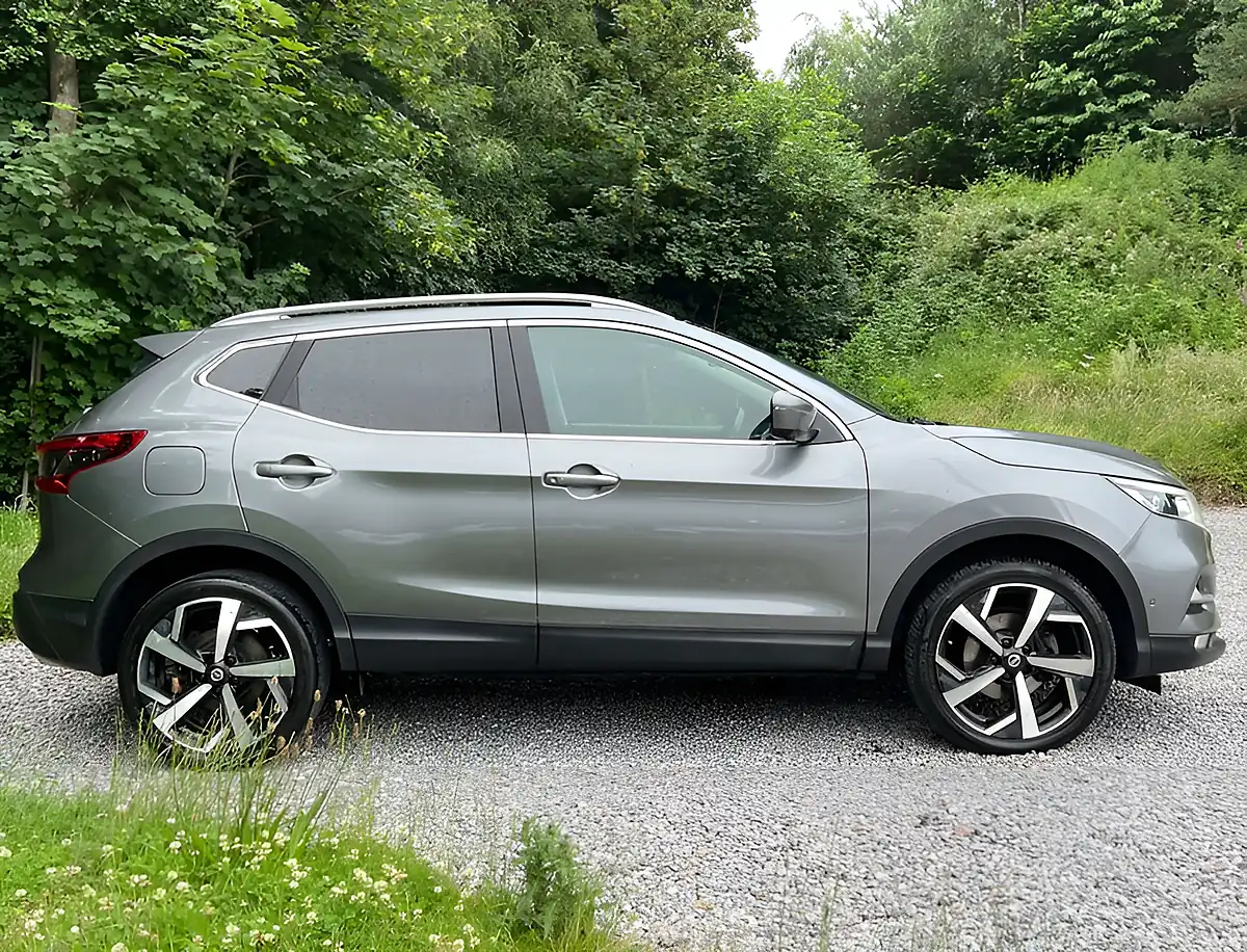 Used 2018 Nissan Qashqai Tekna Grey - Interior and Exterior details 2
