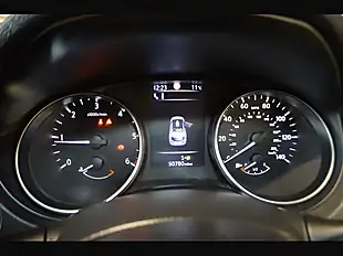 Used 2018 Nissan Qashqai Tekna Magnetic Red - Interior and Exterior details 18