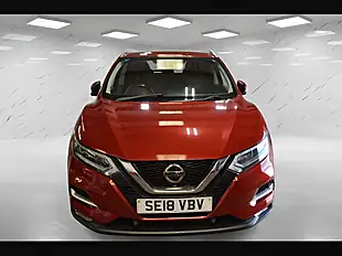 Used 2018 Nissan Qashqai Tekna Magnetic Red - Interior and Exterior details 2