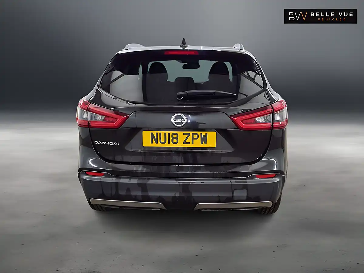 Used 2018 Nissan Qashqai Tekna Pearl Black - Interior and Exterior details 4