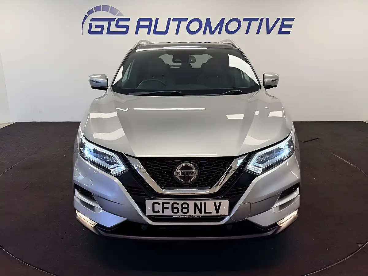 Used 2018 Nissan Qashqai Tekna Plus Blade Grey - Interior and Exterior details 14