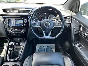 Used 2018 Nissan Qashqai Tekna Plus White - Interior and Exterior details 19