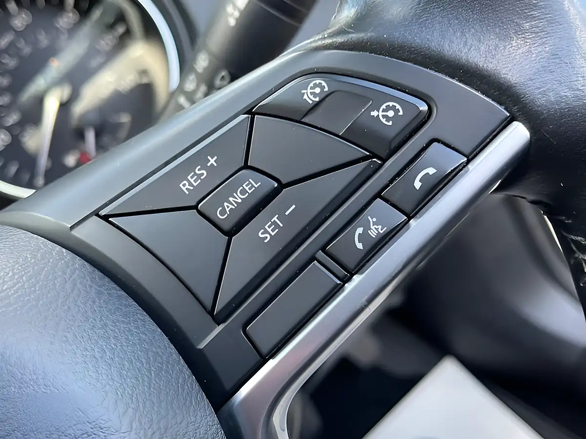 Used 2018 Nissan Qashqai Tekna Plus White - Interior and Exterior details 13