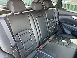Used 2018 Nissan Qashqai Tekna Plus White - Interior and Exterior details 17