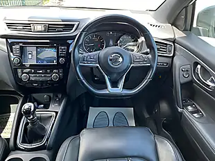 Used 2018 Nissan Qashqai Tekna Plus White - Interior and Exterior details 19
