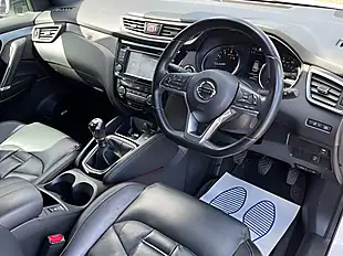Used 2018 Nissan Qashqai Tekna Plus White - Interior and Exterior details 9