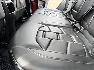 Used 2018 Nissan Qashqai Tekna+ Red - Interior and Exterior details 11