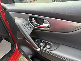 Used 2018 Nissan Qashqai Tekna+ Red - Interior and Exterior details 19