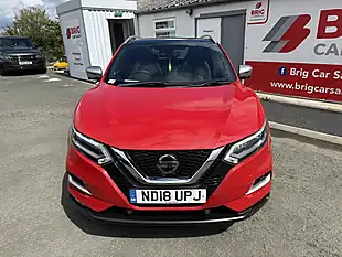 Used 2018 Nissan Qashqai Tekna+ Red - Interior and Exterior details 3
