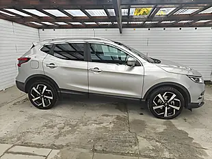Used 2018 Nissan Qashqai Tekna Silver - Interior and Exterior details 2