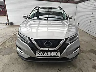 Used 2018 Nissan Qashqai Tekna Silver - Interior and Exterior details 6