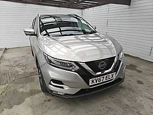 Used 2018 Nissan Qashqai Tekna Silver - Interior and Exterior details 7