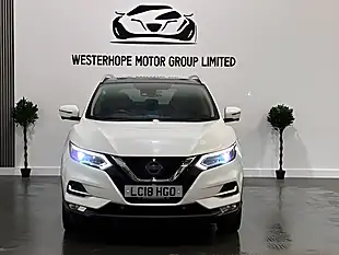 Used 2018 Nissan Qashqai Tekna White - Interior and Exterior details 11