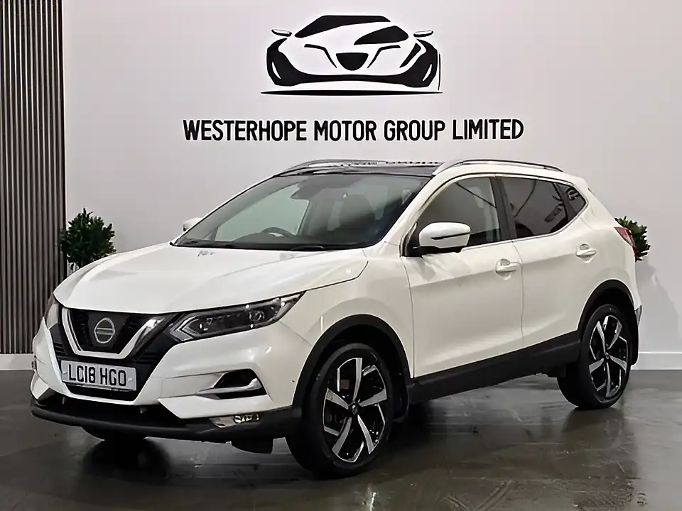 Used 2018 Nissan Qashqai Tekna White - Interior and Exterior details 14